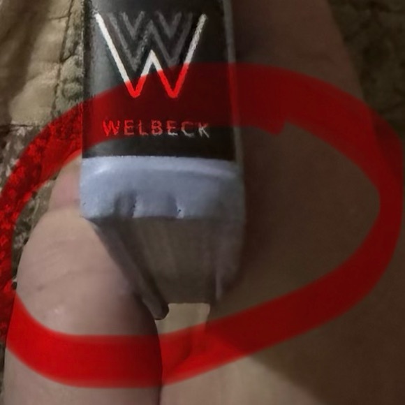 Little Book of Prada by Laia Farran Graves - Picture 7 of 7